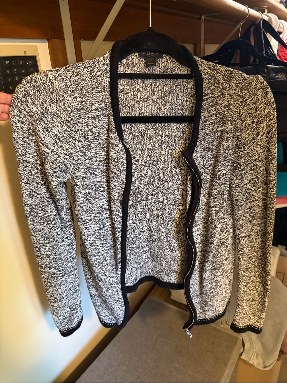 Ann Taylor Factory Black and White Marled Open-Front Cardigan Jacket